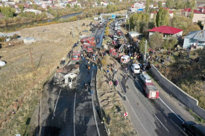 Ağrı Tutak'taki kazada 7 kişi yanarak can verdi!