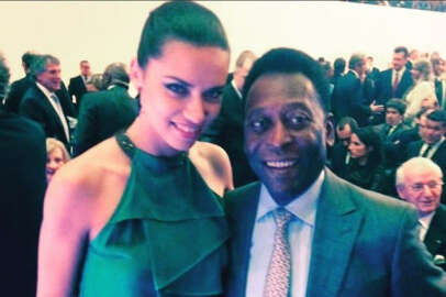 Adriana Lima'dan Pele'ye veda