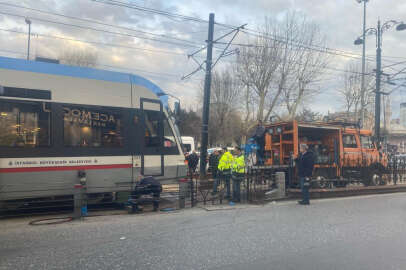 İstanbul'da tramvay raydan çıktı!