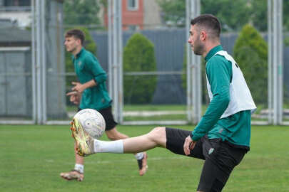 Bursaspor’da, çalışmalar devam ediyor