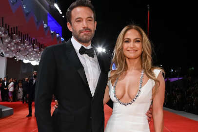 Jennifer Lopez eşi Ben Affleck'ten kariyer tavsiyesi alıyor