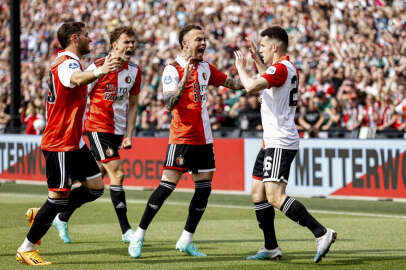 Hollanda'da şampiyon Orkunlu Feyenoord