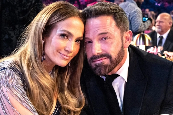 Jennifer Lopez ve Ben Affleck düğün tazeleyecek