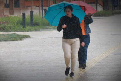 Bunaltıcı sıcaklar devam ederken Meteoroloji duyurdu! Yağışlar geri geliyor