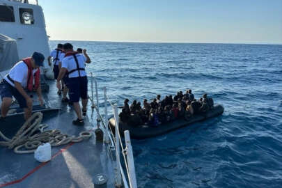 İzmir açıklarında 41 düzensiz göçmen kurtarıldı!