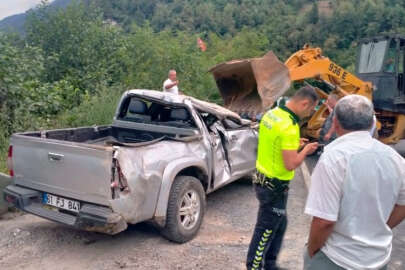 Rize'de kamyonet şarampole yuvarlandı: 1 ölü