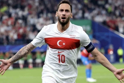Hakan Çalhanoğlu'nun golü, en iyiler arasında