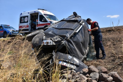 Otomobil şarampole devrildi: 1 ölü, 3 yaralı