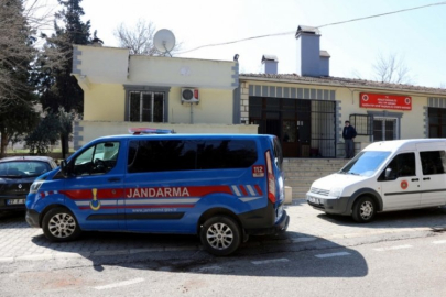 Tarlasına giden çiftçiyi, husumetlisi av tüfeğiyle vurup öldürdü