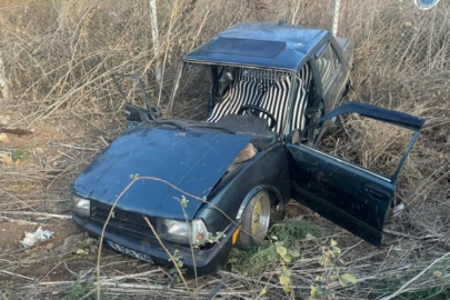 Bursa'da yan yoldan çıkan kamyonet otomobille çarpıştı: 2 yaralı