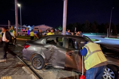 Kayseri'de kazaya karışan otomobilin sürücüsü kaçtı: 5 yaralı