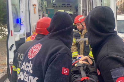 Araziye uçtu, yaralıların ıslanmaması için itfaiye çadır gerdi