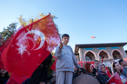 Ankara'da Cumhuriyet Bayramı dolayısıyla resmi geçit yapıldı