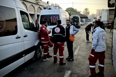 DSÖ Gazze’de 100’den fazla Filistinliyi tahliye ediyor