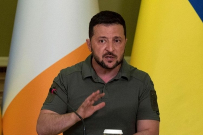 Zelenskiy: Ukrayna uzun menzilli silahları kullanacağız