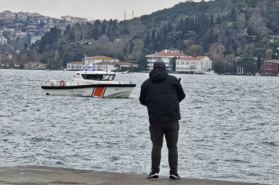 Denizde kaybolan kardeşleri arama çalışmaları su altı kamerasına yansıdı