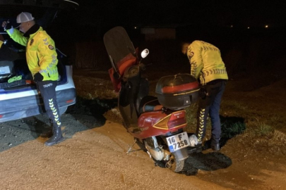 Bursa'da çalıntı plaka ve motosikletle giderken polis uygulamasında yakalandı