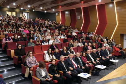 Mudanya Üniversitesi'nde yeni dünyada çocuk olmak semineri gerçekleştirildi