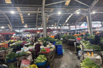 Halk pazarına yoğun ilgi